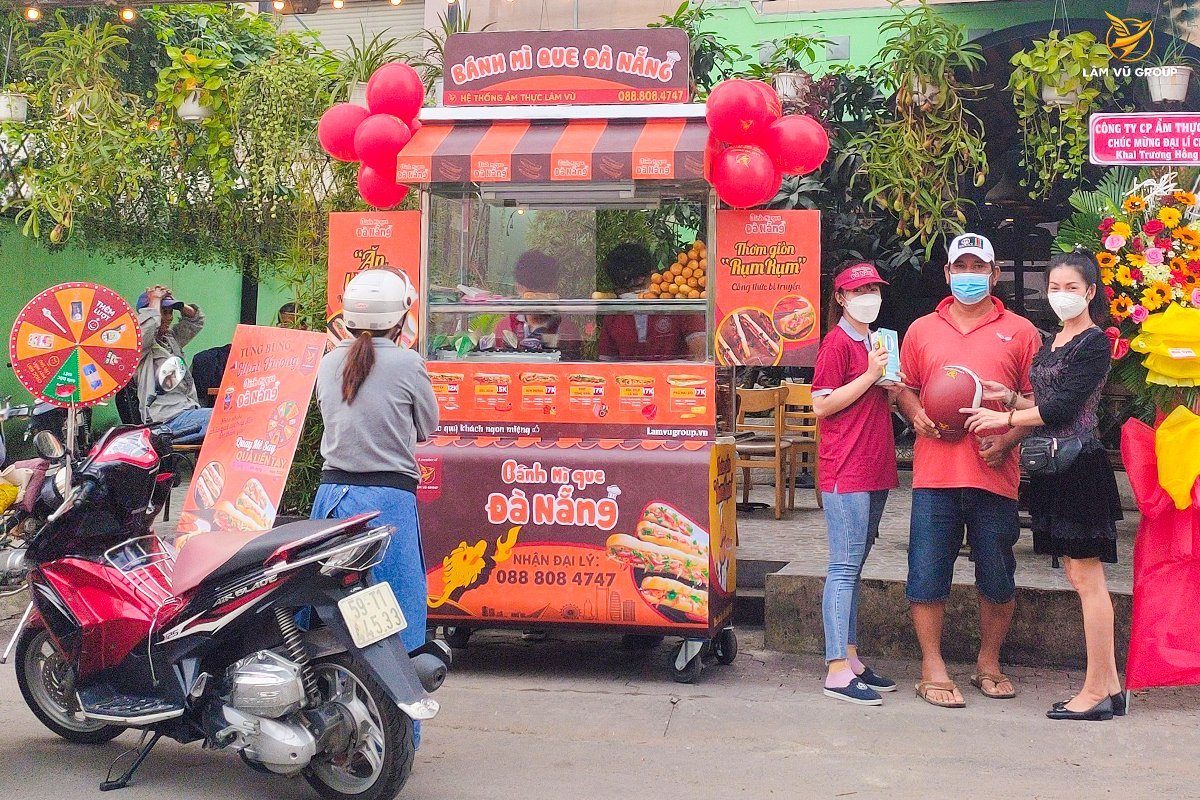 xe đẩy kinh doanh bánh mì que Đà Nẵng